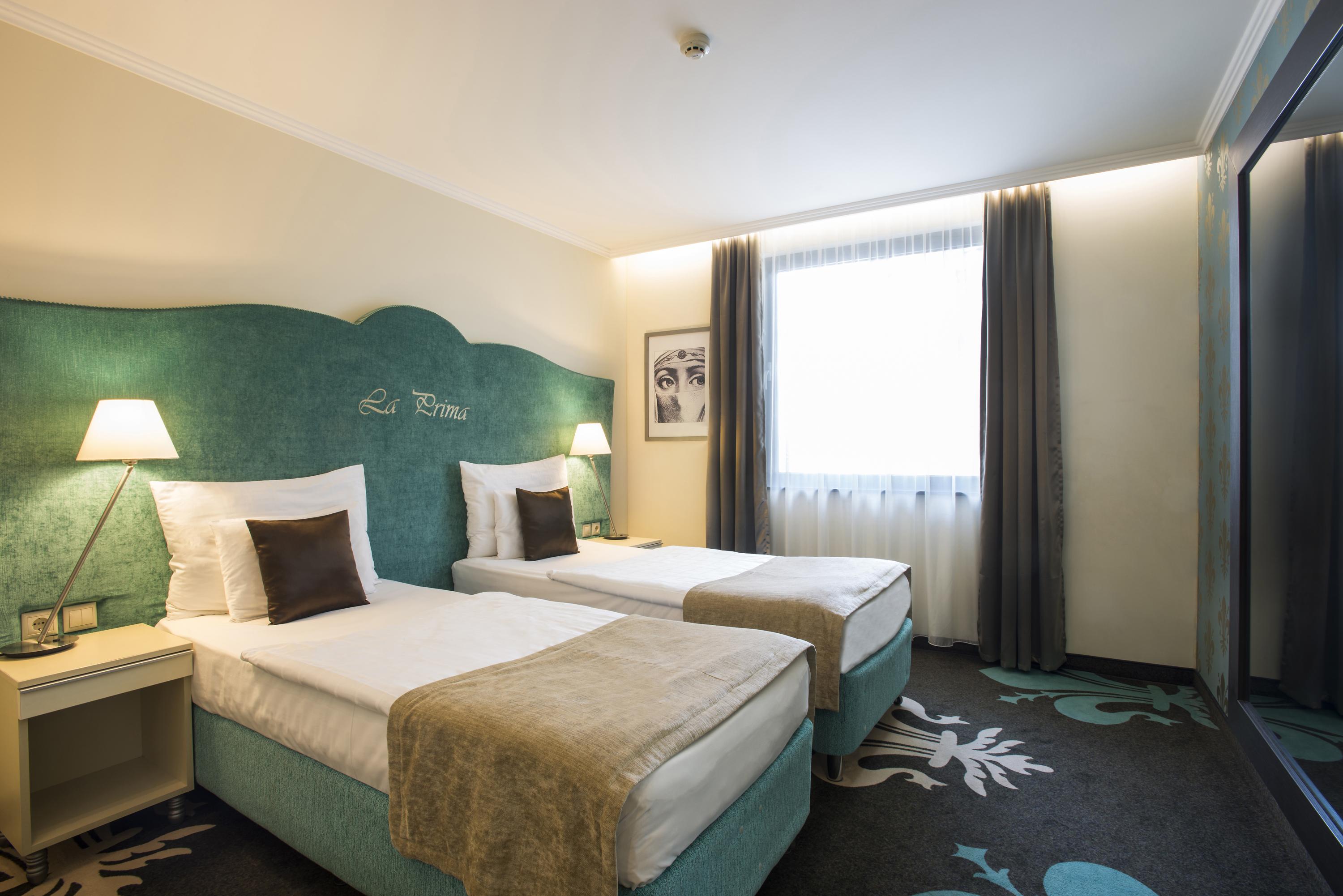 La Prima Fashion Hotel Budapest Exterior photo